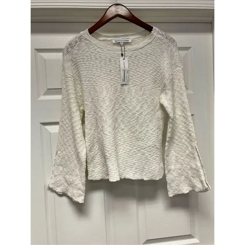 Cupcakes & Cashmere Winter White Bell Sleeve Split Cuff Sweater sz M NWT